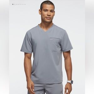 Jaanuu Men's 2-Pocket Tuck-In Scrub Top Gray Large